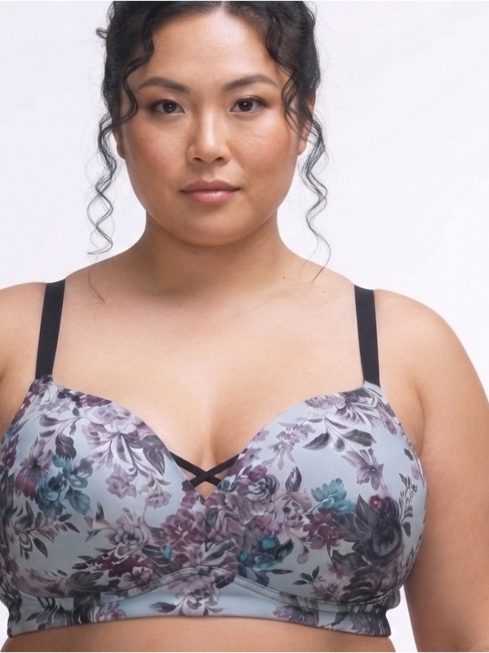 NWT Torrid 360 degrees back supportive smooth Purple Floral Bra